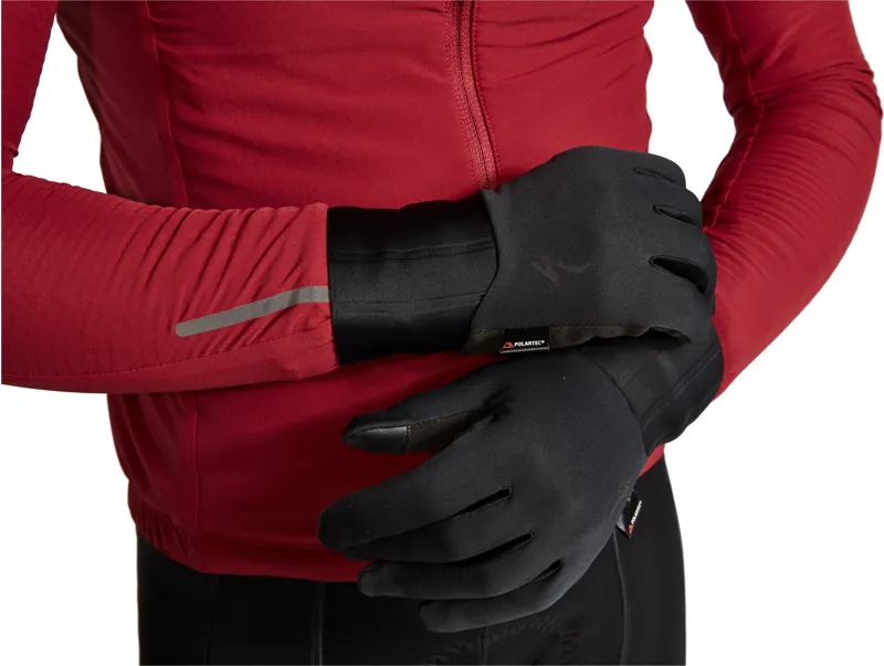 specialized thermal gloves