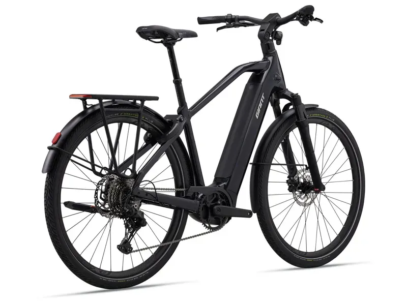 Giant AnyTour E+ 4 DD Electric Commuter Bike in Cold Night-1