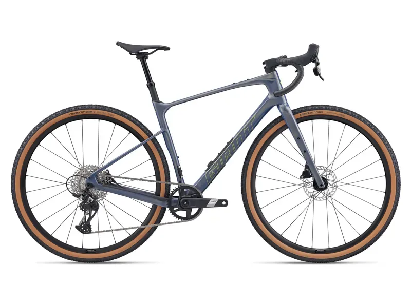 Giant Revolt Advanced 1 Gravel Bike in Midnight Moon