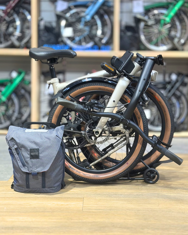 Ex Demo Brompton G Line electric  Taildust White with roller rack Medium-1