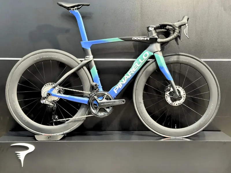 Pinarello Dogma F Disk Road Bike Ultegra Di2  Nebula Green Blue 53cm