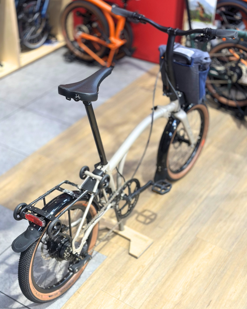 Ex Demo Brompton G Line electric  Taildust White with roller rack Medium-2