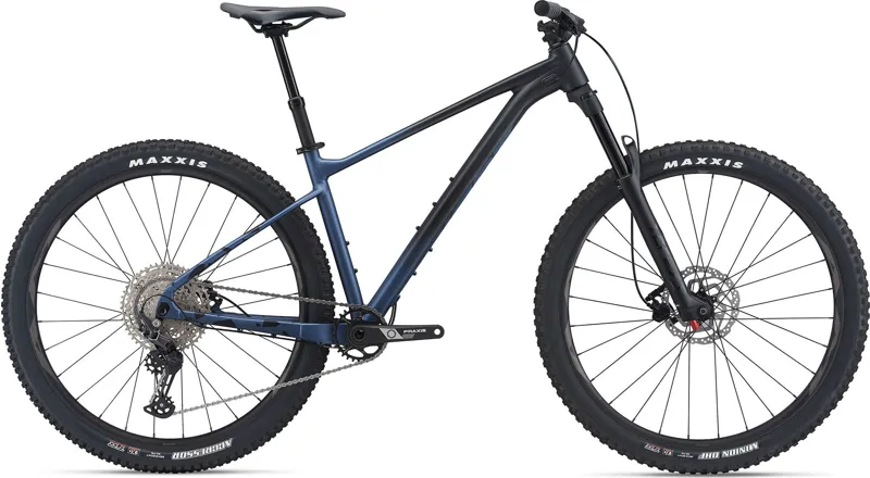Giant Fathom 29 2 Crest Fork Hardtail Mountain Bike in Black