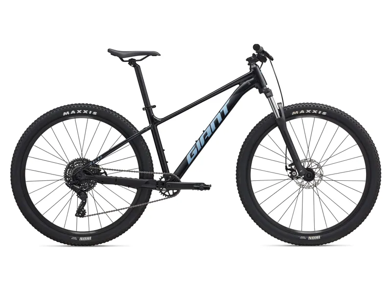 Giant Talon 4 27.5 Mountain Bike In Black