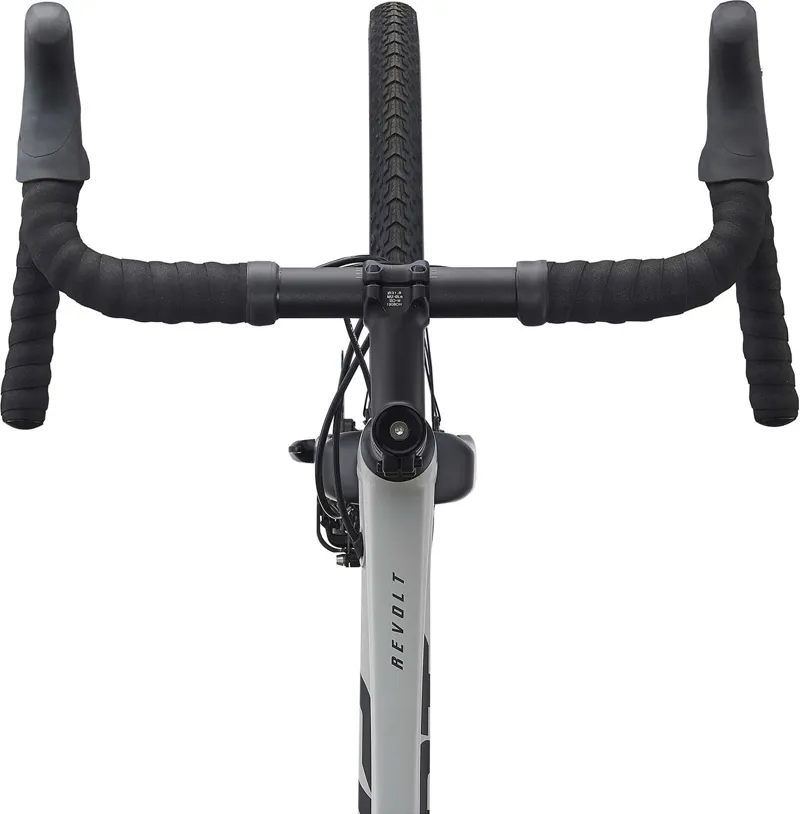 Giant revolt top precio
