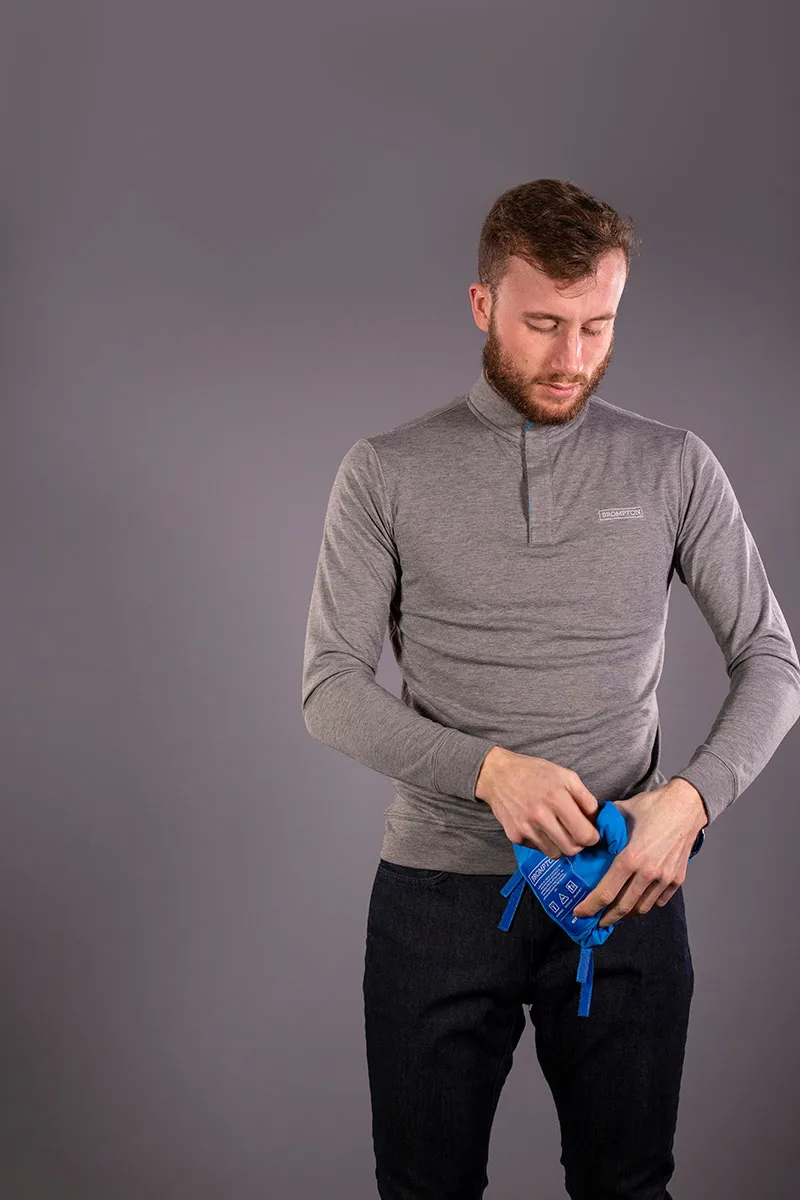 Brompton New York Reversible Gilet in Navy and Blue-2